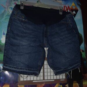 Time and tru dark denim maternity shorts Medium